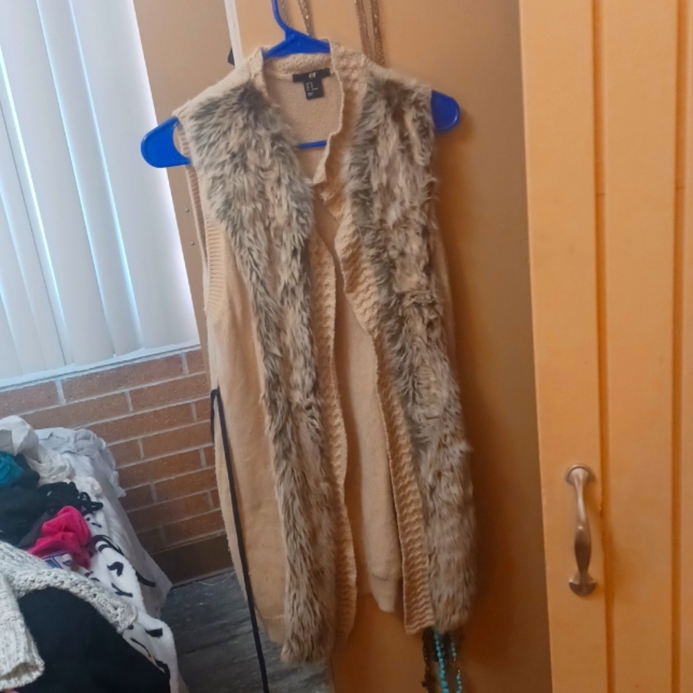 H&M XS VEST